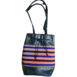 Bucket bags with pull string
